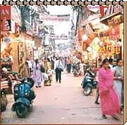 Shopping in Taj City Tour